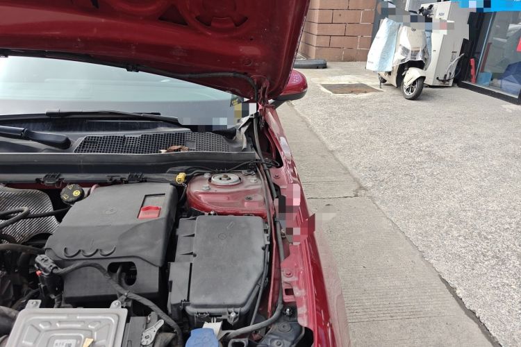 Used Mercedes-Benz A-Class 2020 Restyled A 200 L Sport Sedan Fashion Version Engine Bay Left