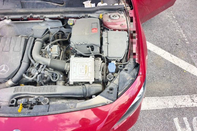 Used Mercedes-Benz A-Class 2020 Restyled A 200 L Sport Sedan Fashion Version Engine Bay Left
