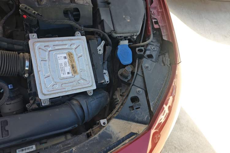 Used Mercedes-Benz A-Class 2020 Restyled A 200 L Sport Sedan Fashion Version Engine Bay Left