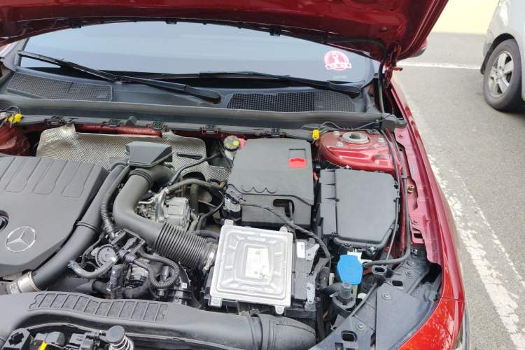 Used Mercedes-Benz A-Class 2020 A 200 L Sport Sedan Engine Bay Left