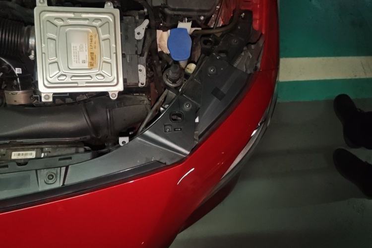 Used Mercedes-Benz A-Class 2020 Restyled A 200 L Sport Sedan Fashion Version Engine Bay Left