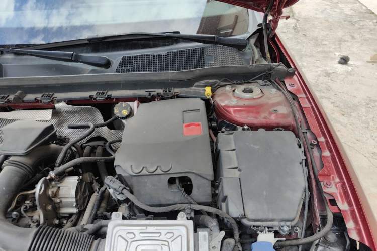 Used Mercedes-Benz A-Class 2020 A 200 L Sport Sedan Engine Bay Left