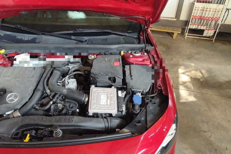 Used Mercedes-Benz A-Class 2020 A 200 L Sport Sedan Engine Bay Left