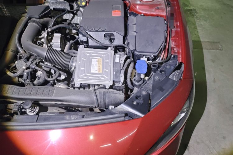 Used Mercedes-Benz A-Class 2020 A 200 L Sport Sedan Engine Bay Left
