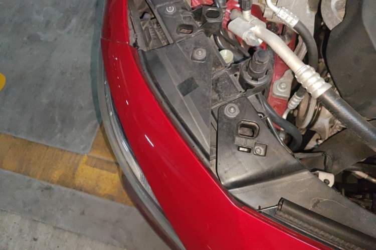 Used Mercedes-Benz A-Class 2020 A 180 L Engine Bay Right