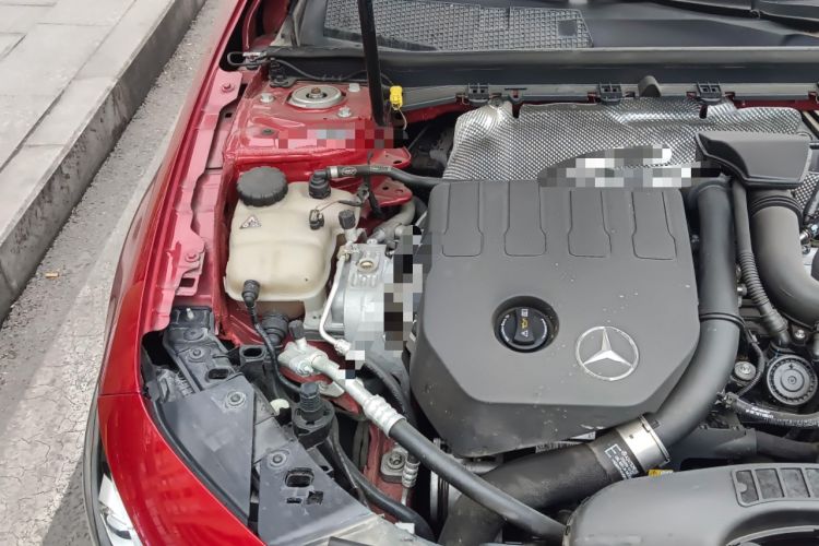 Used Mercedes-Benz A-Class 2020 A 200 L Engine Bay Right
