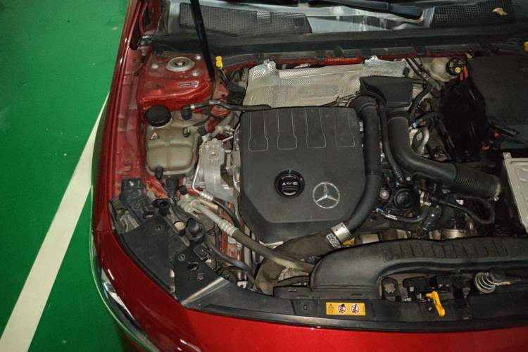 Used Mercedes-Benz A-Class 2020 Restyled A 200 L Sport Sedan Fashion Version Engine Bay Right