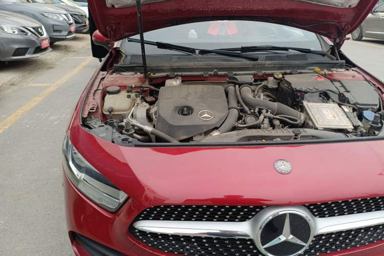 Used Mercedes-Benz A-Class 2020 A 180 L Sport Sedan Engine Bay Right