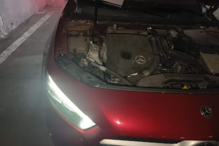 Used Mercedes-Benz A-Class 2020 Restyled A 200 L Sport Sedan Fashion Version Engine Bay Right