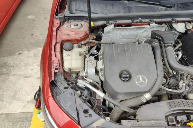 Used Mercedes-Benz A-Class 2020 A 180 L Sport Sedan Engine Bay Right