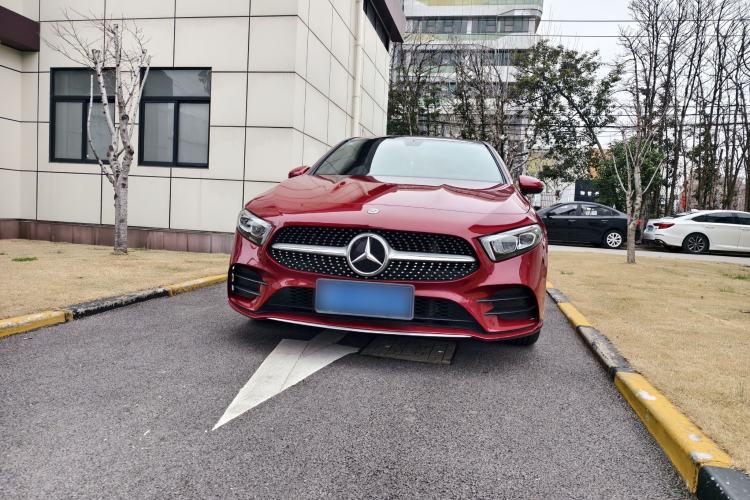 Used Mercedes-Benz A-Class 2020 Restyled A 200 L Sport Sedan Fashion Version Exterior 1
