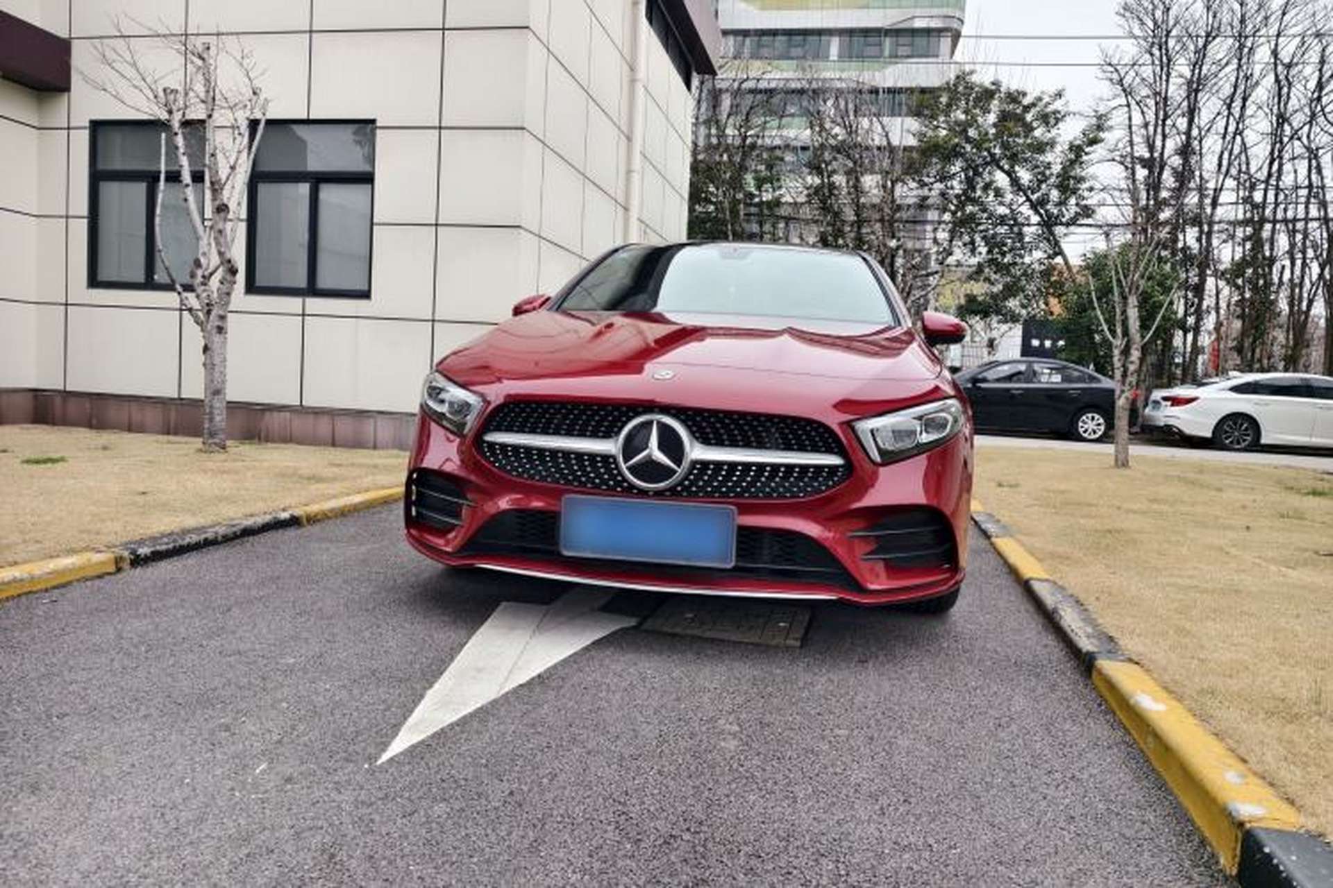 Used Mercedes-Benz A-Class 2020 Restyled A 200 L Sport Sedan Fashion Version Exterior 1