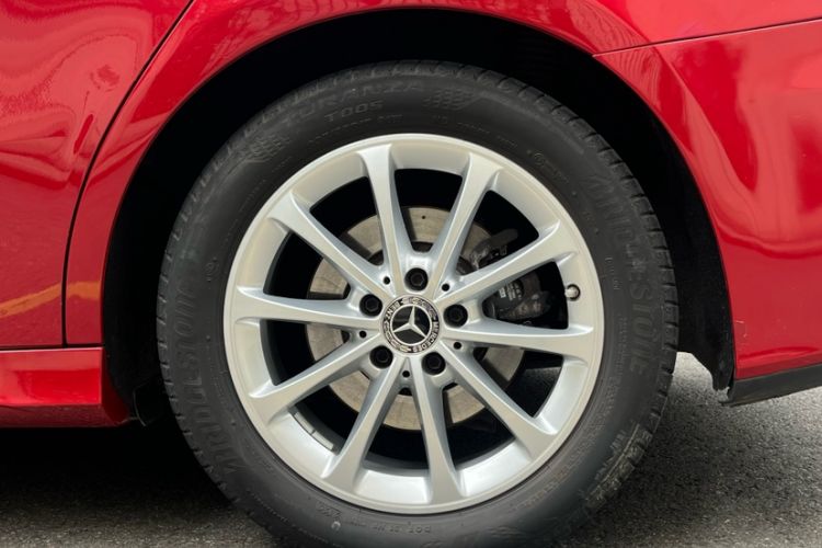 Used Mercedes-Benz A-Class 2020 Restyled A 200 L Sport Sedan Fashion Version Exterior 11