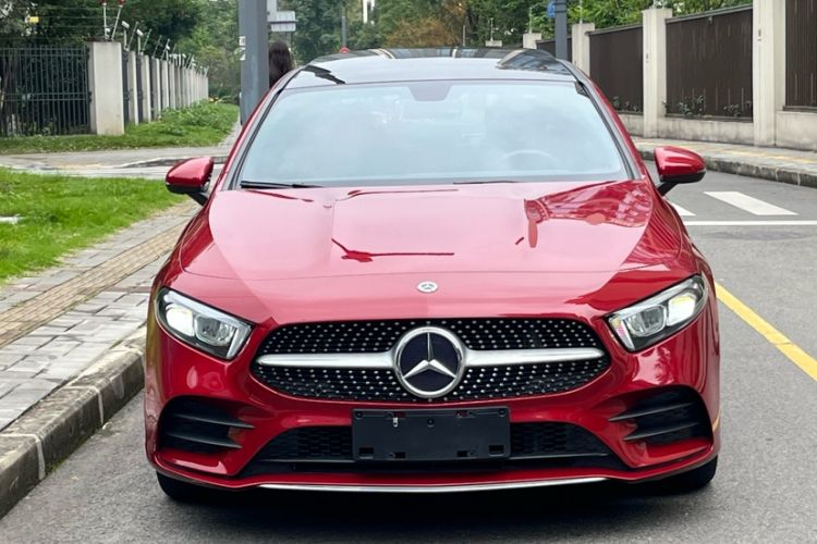 Used Mercedes-Benz A-Class 2020 Restyled A 200 L Sport Sedan Fashion Version Exterior 12