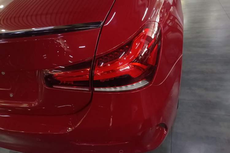 Used Mercedes-Benz A-Class 2020 Restyled A 200 L Sport Sedan Fashion Version Exterior 3