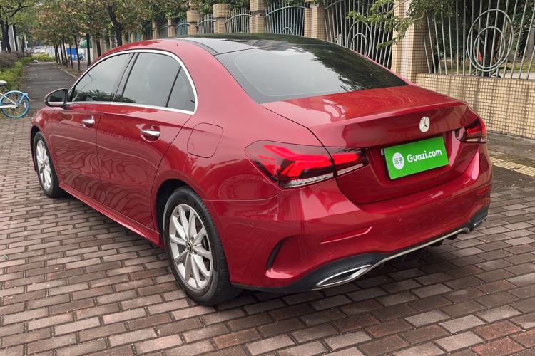 Used Mercedes-Benz A-Class 2020 Restyled A 200 L Sport Sedan Fashion Version Exterior 6