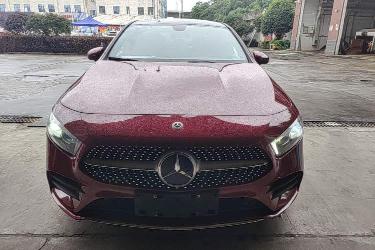 Used Mercedes-Benz A-Class 2020 Restyled A 200 L Sport Sedan Fashion Version Front