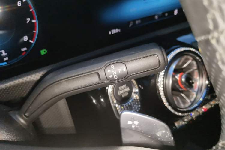 Used Mercedes-Benz A-Class 2020 A 200 L Sport Sedan Gear Lever
