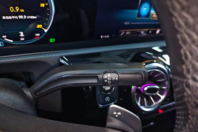 Used Mercedes-Benz A-Class 2020 Restyled A 200 L Sport Sedan Fashion Version Gear Lever