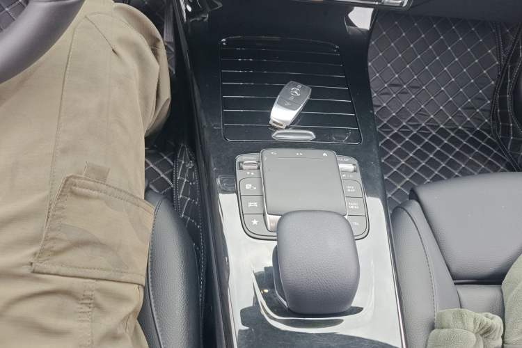 Used Mercedes-Benz A-Class 2020 Restyled A 200 L Sport Sedan Dynamic Version Gear Lever