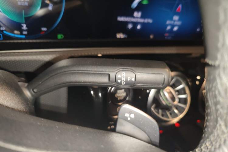 Used Mercedes-Benz A-Class 2020 Restyled A 200 L Sport Sedan Fashion Version Gear Lever