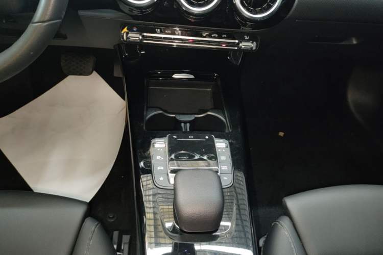 Used Mercedes-Benz A-Class 2020 Restyled A 200 L Sport Sedan Dynamic Version Gear Lever