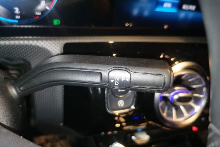 Used Mercedes-Benz A-Class 2020 A 200 L Sport Sedan Gear Lever