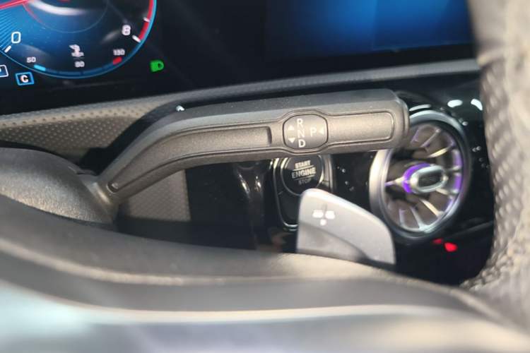 Used Mercedes-Benz A-Class 2020 Restyled A 200 L Sport Sedan Fashion Version Gear Lever