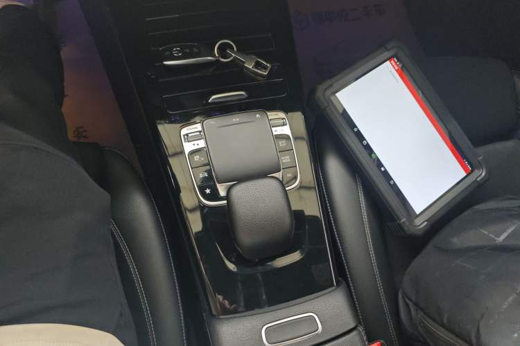 Used Mercedes-Benz A-Class 2020 A 200 L Sport Sedan Gear Lever