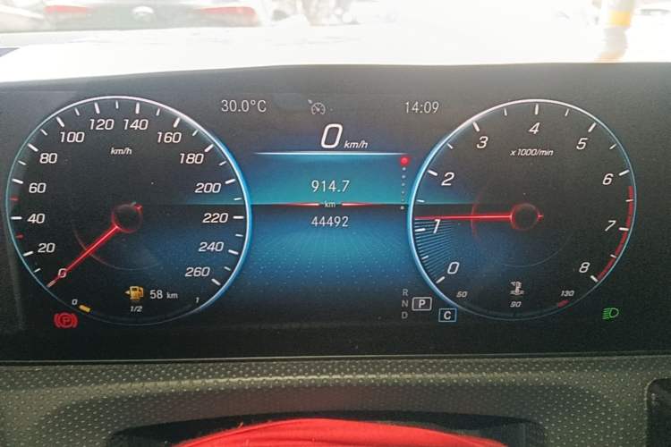 Used Mercedes-Benz A-Class 2020 Restyled A 200 L Sport Sedan Fashion Version Instrument Cluster