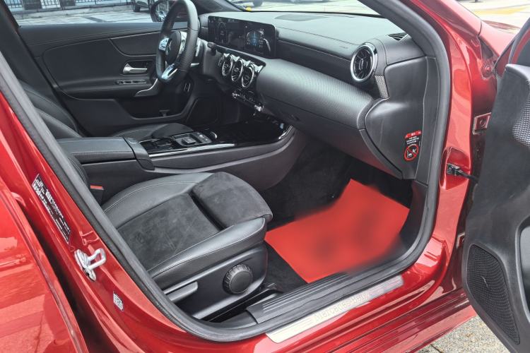 Used Mercedes-Benz A-Class 2020 A 180 L Sport Sedan Interior 4