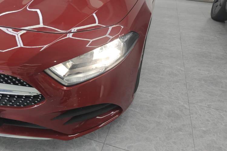 Used Mercedes-Benz A-Class 2020 A 180 L Sport Sedan Left Front Headlight