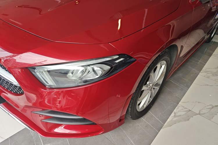 Used Mercedes-Benz A-Class 2020 Restyled A 200 L Sport Sedan Fashion Version Left Front Headlight