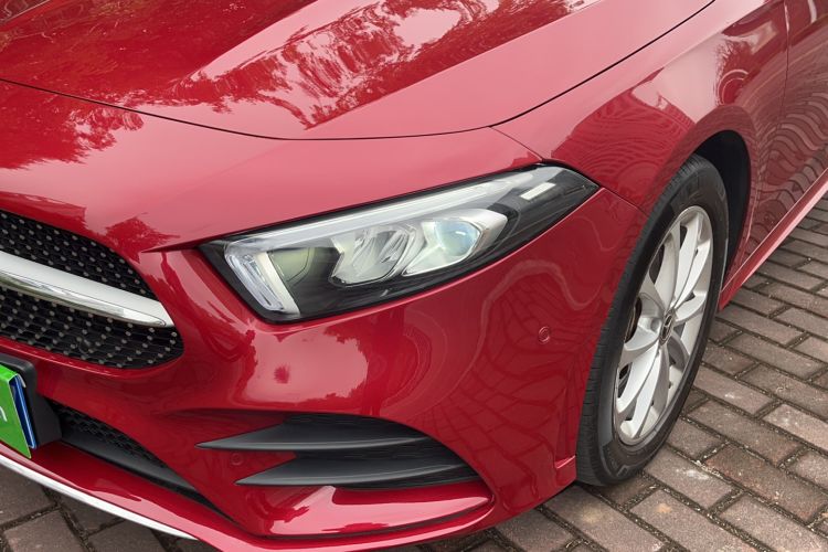Used Mercedes-Benz A-Class 2020 Restyled A 200 L Sport Sedan Fashion Version Left Front Headlight