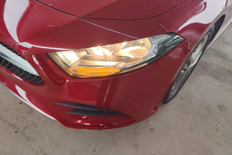 Used Mercedes-Benz A-Class 2020 Facelift A 180 L Sport Sedan Special Configuration Left Front Headlight