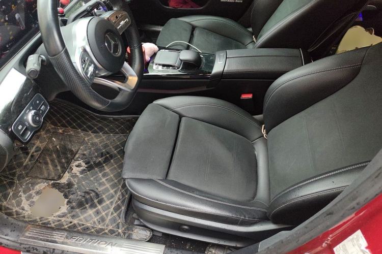 Used Mercedes-Benz A-Class 2020 Restyled A 200 L Sport Sedan Fashion Version Left Front Seat