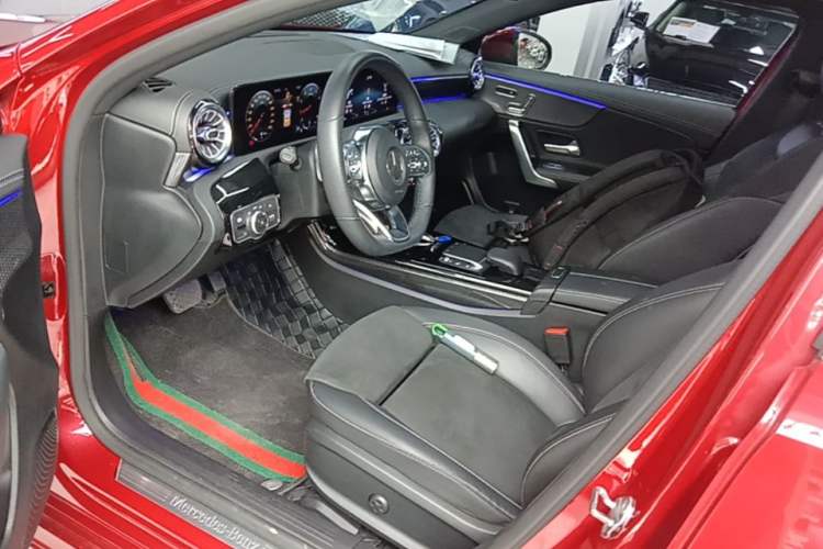 Used Mercedes-Benz A-Class 2020 Restyled A 200 L Sport Sedan Fashion Version Left Front Seat