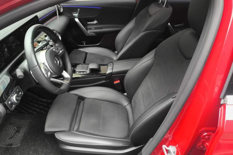 Used Mercedes-Benz A-Class 2020 Restyled A 200 L Sport Sedan Fashion Version Left Front Seat
