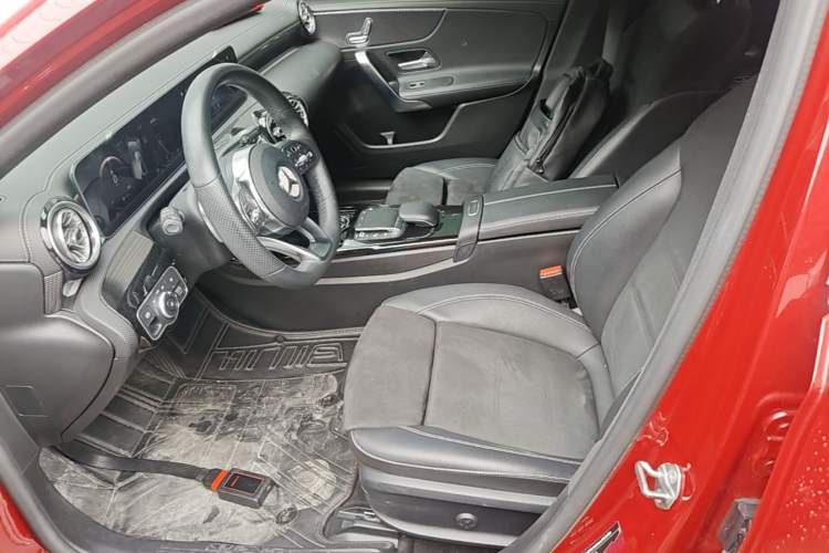 Used Mercedes-Benz A-Class 2020 Restyled A 200 L Sport Sedan Fashion Version Left Front Seat