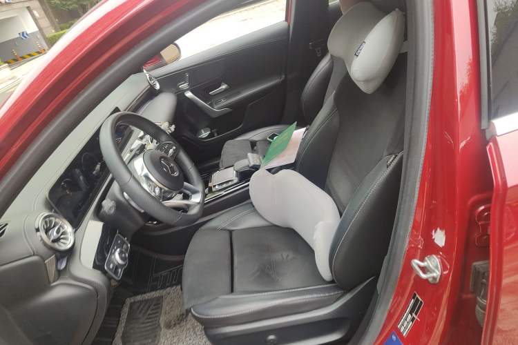 Used Mercedes-Benz A-Class 2020 Restyled A 200 L Sport Sedan Fashion Version Left Front Seat