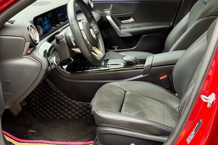 Used Mercedes-Benz A-Class 2020 Restyled A 200 L Sport Sedan Fashion Version Left Front Seat