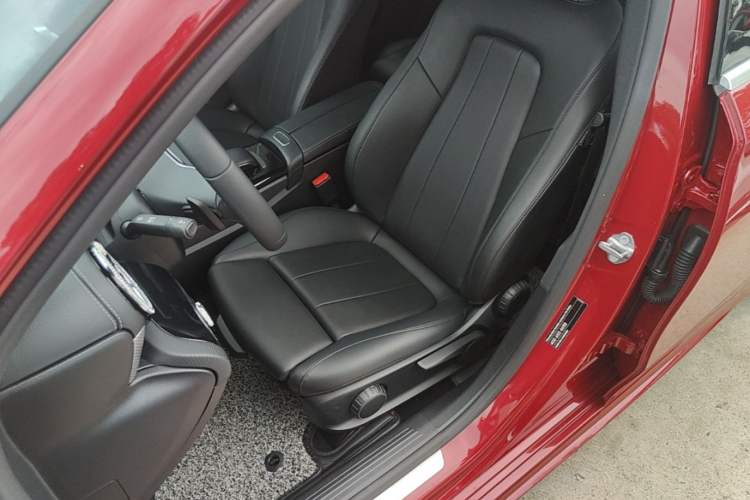 Used Mercedes-Benz A-Class 2020 Second Facelift A 180 L Sport Sedan Left Front Seat