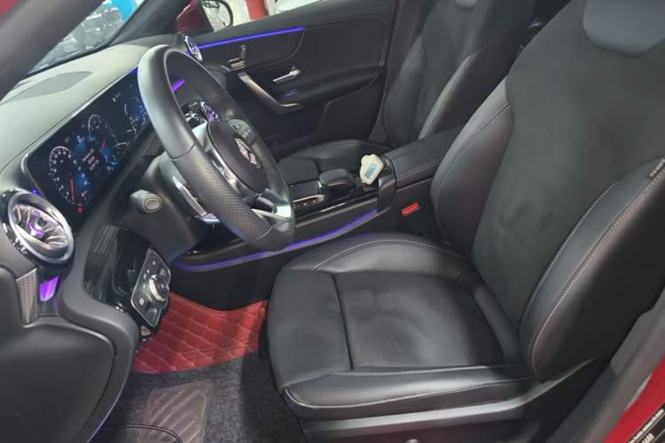 Used Mercedes-Benz A-Class 2020 Restyled A 200 L Sport Sedan Fashion Version Left Front Seat