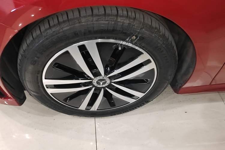 Used Mercedes-Benz A-Class 2020 A 180 L Sport Sedan Left Front Wheel Hub