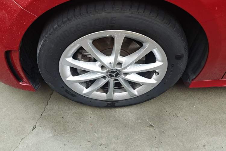 Used Mercedes-Benz A-Class 2020 Restyled A 200 L Sport Sedan Fashion Version Left Front Wheel Hub