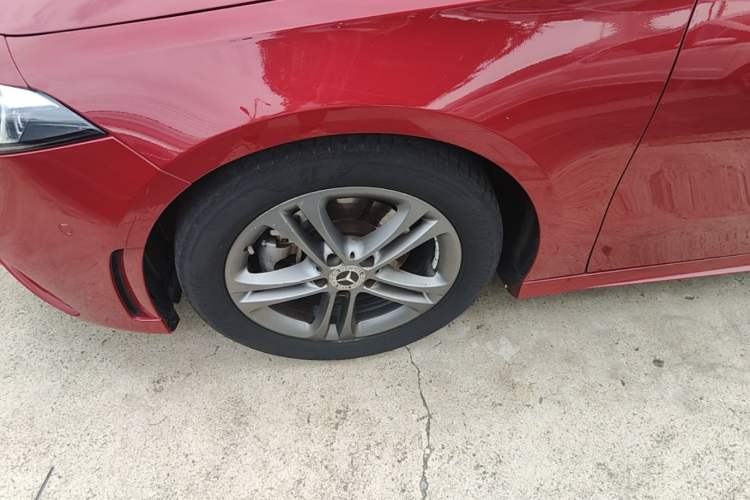 Used Mercedes-Benz A-Class 2020 Second Facelift A 180 L Sport Sedan Left Front Wheel Hub