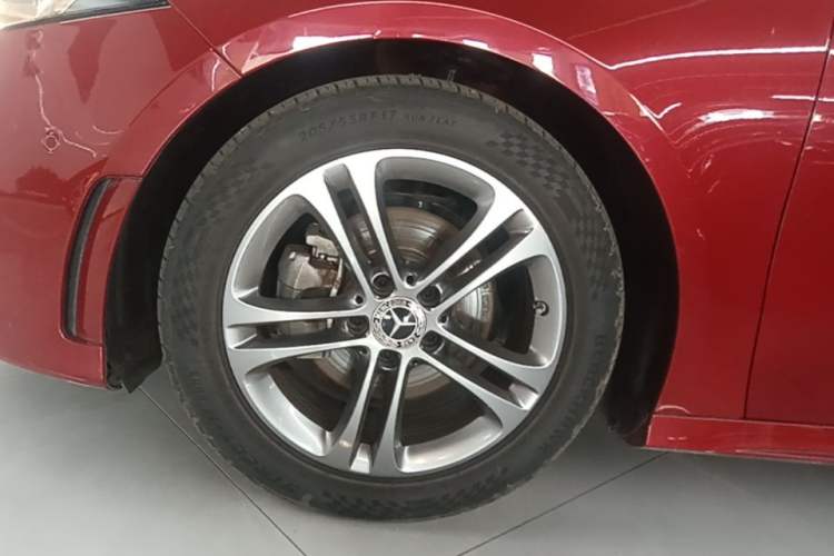 Used Mercedes-Benz A-Class 2020 Second Facelift A 180 L Sport Sedan Left Front Wheel Hub