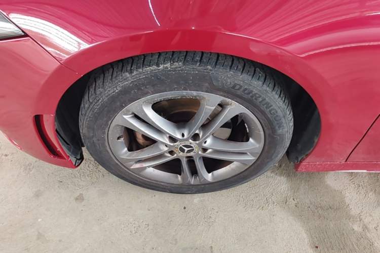 Used Mercedes-Benz A-Class 2020 Facelift A 180 L Sport Sedan Special Configuration Left Front Wheel Hub