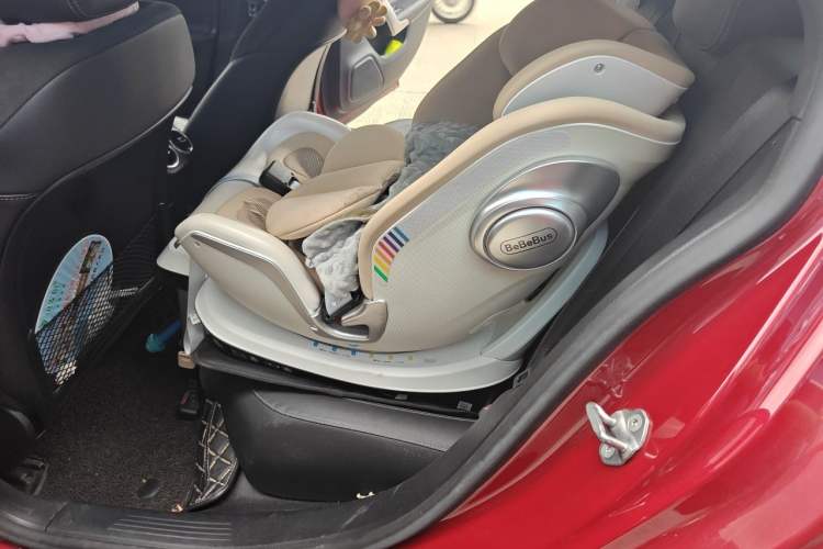 Used Mercedes-Benz A-Class 2020 Restyled A 200 L Sport Sedan Fashion Version Left Rear Seat