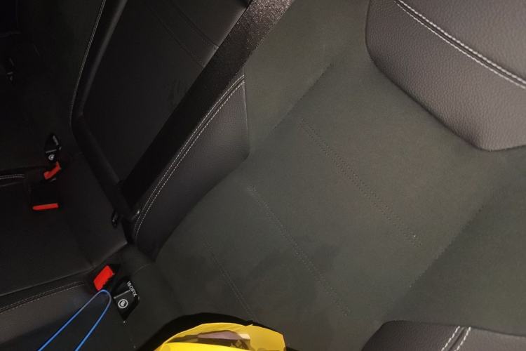 Used Mercedes-Benz A-Class 2020 Restyled A 200 L Sport Sedan Fashion Version Left Rear Seat
